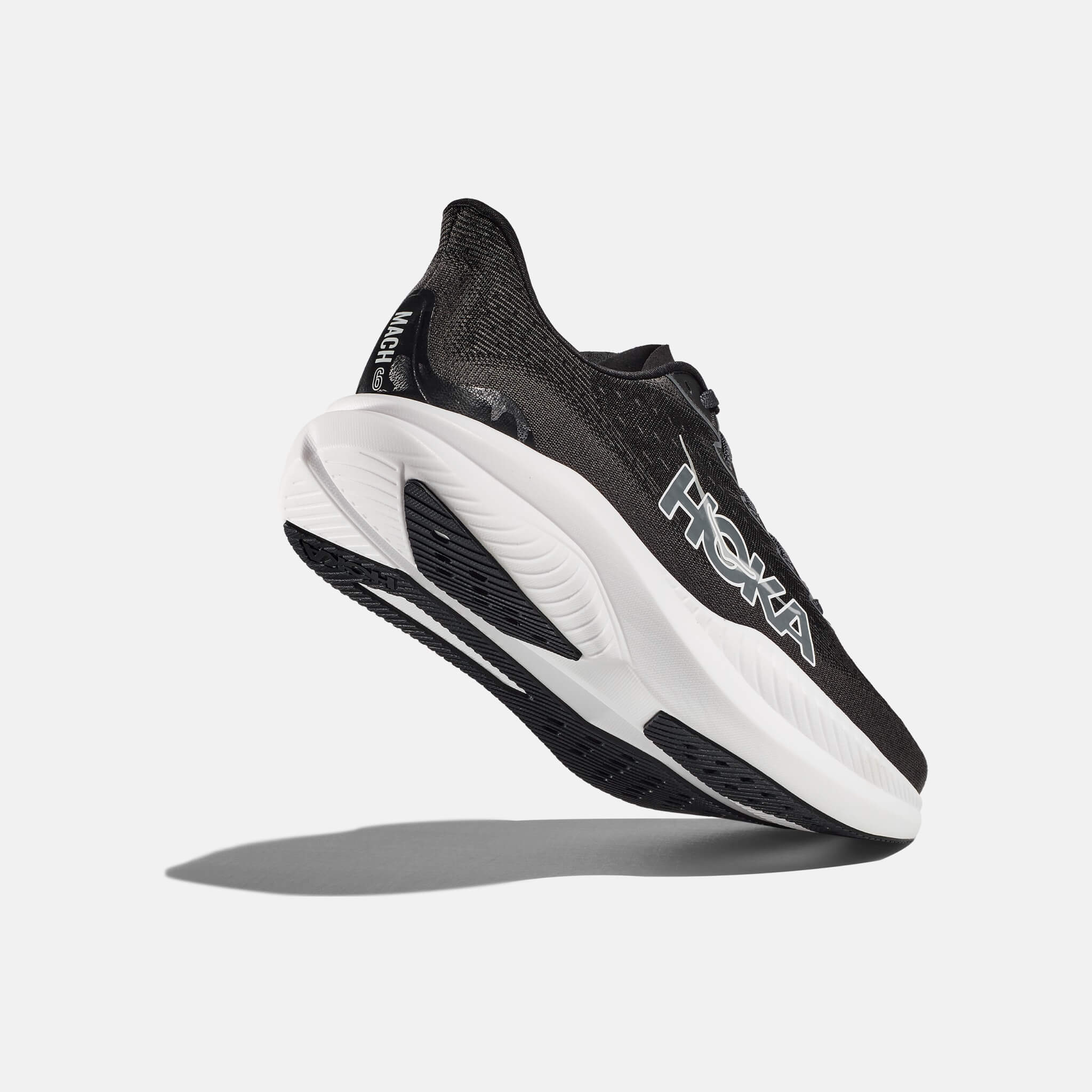 Hoka Mach 6 Black/White