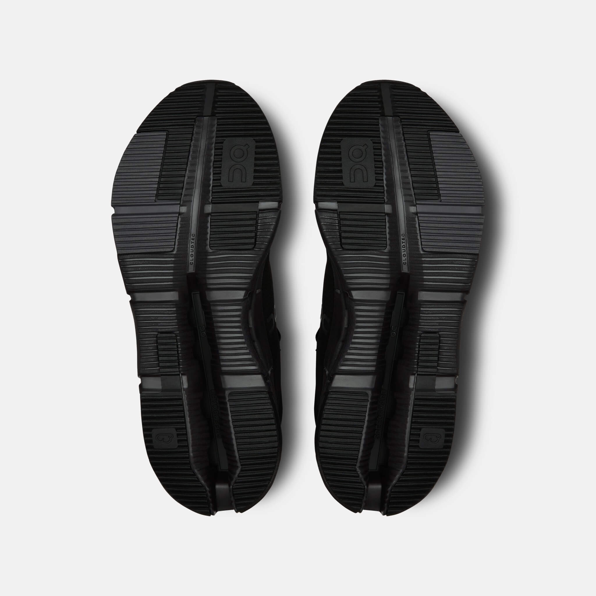 On Cloudnova 2 All Black