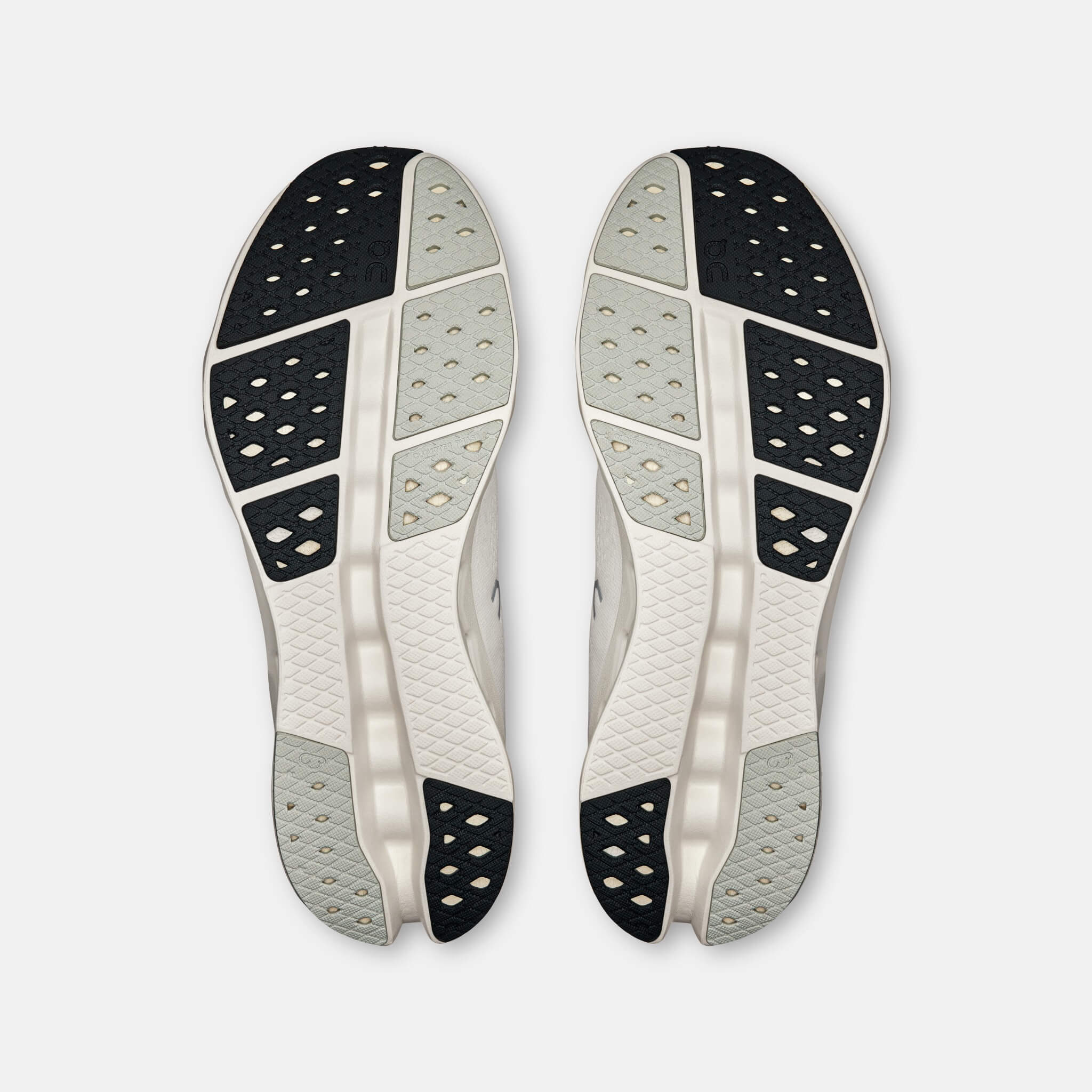On Cloudsurfer 2 Ivory/Ivory