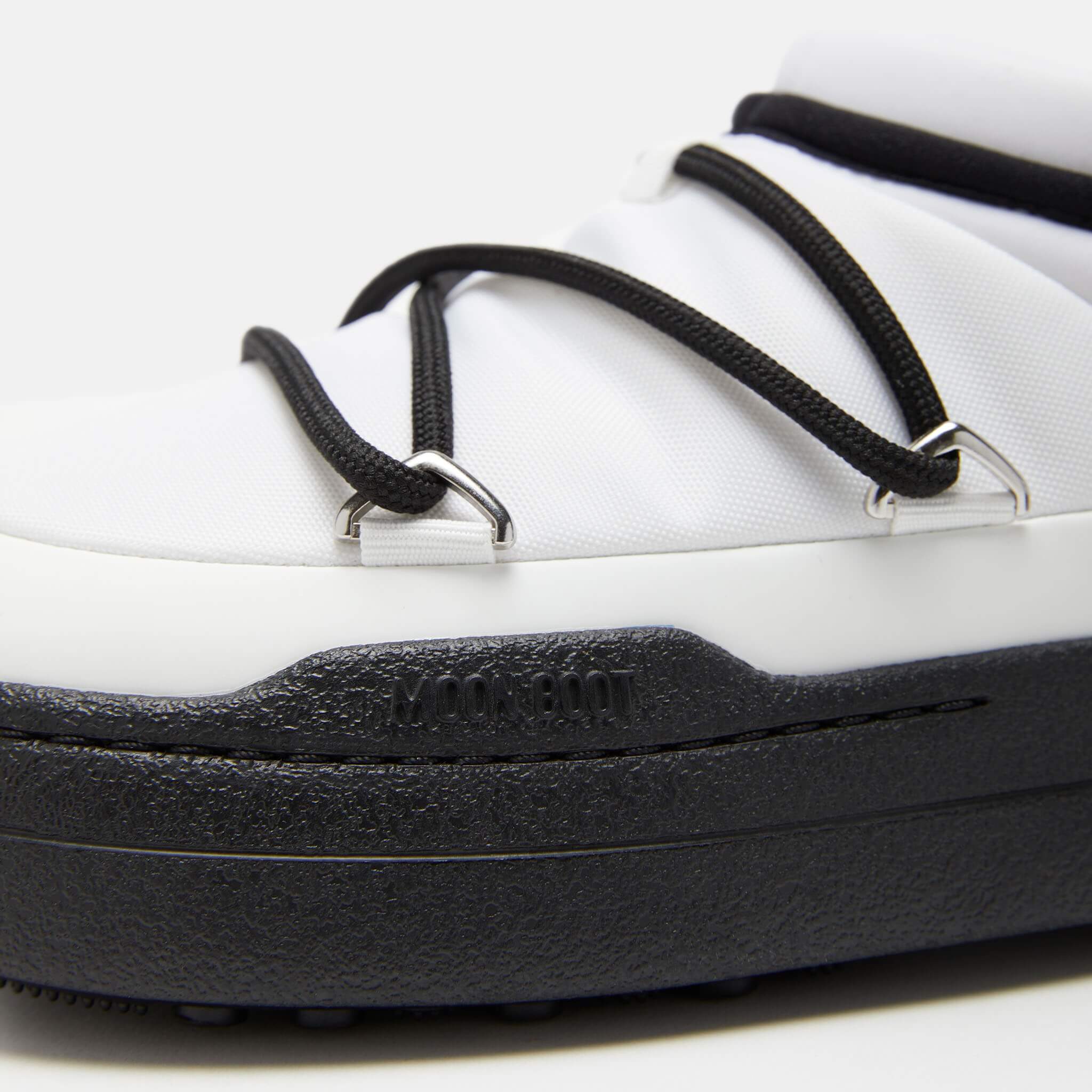 Moon Boot Park Icon Black/White