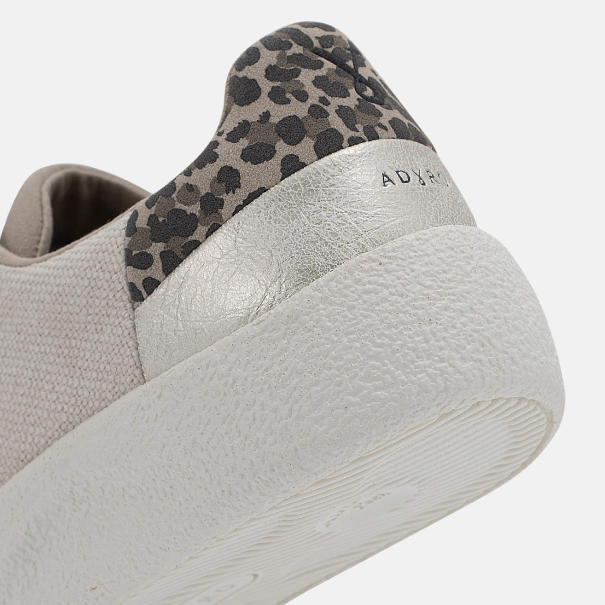 Adyro Prima Cheetah Beige