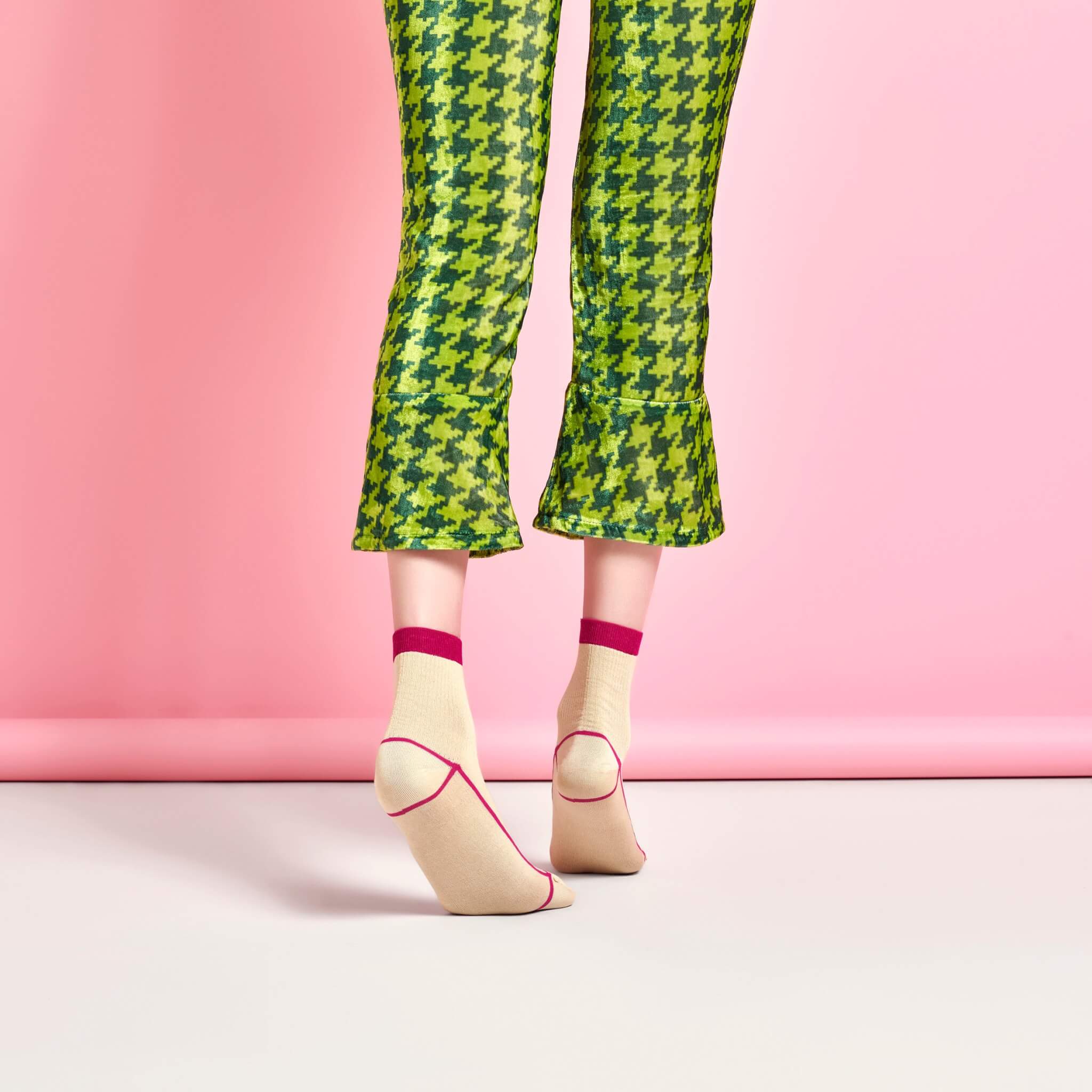 Hysteria by Happy Socks Lily Cream